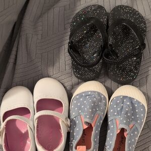 Toddler Size 6 And 7 Dress Shoes Glittery Black Sandals Slip On Sneaks
